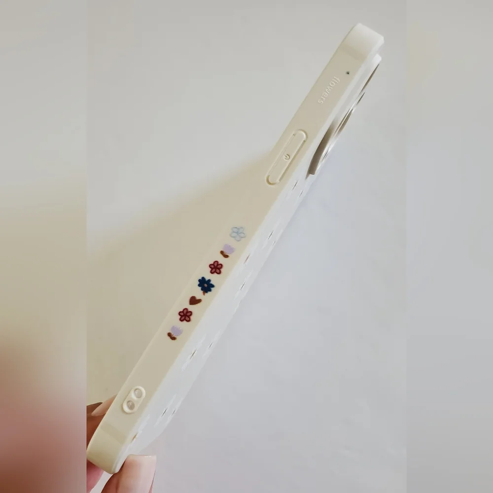 Daisy Painted Floral Phone Case
